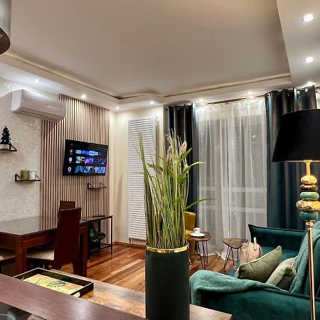 Ferienwohnung Platinum Tower Green Star Apart Warschau Exterior foto