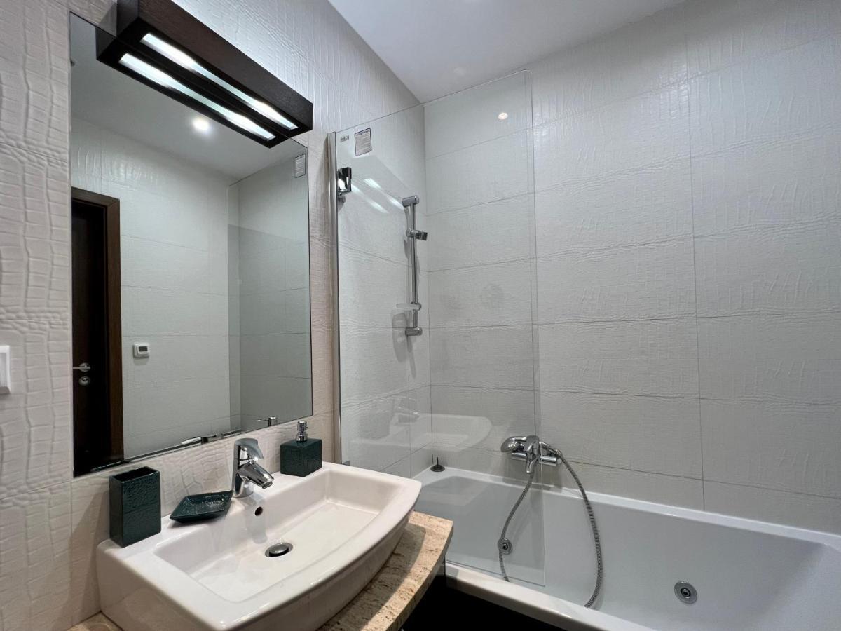 Ferienwohnung Platinum Tower Green Star Apart Warschau Exterior foto